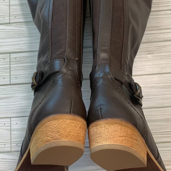 BareTraps woman’s mid shaft boots size 7.5 - Picture 8 of 11